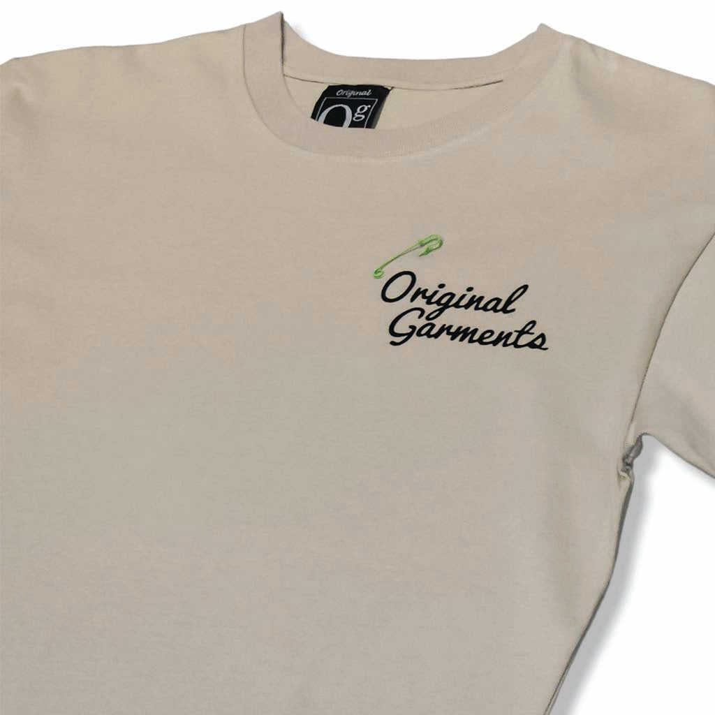 tan t shirt